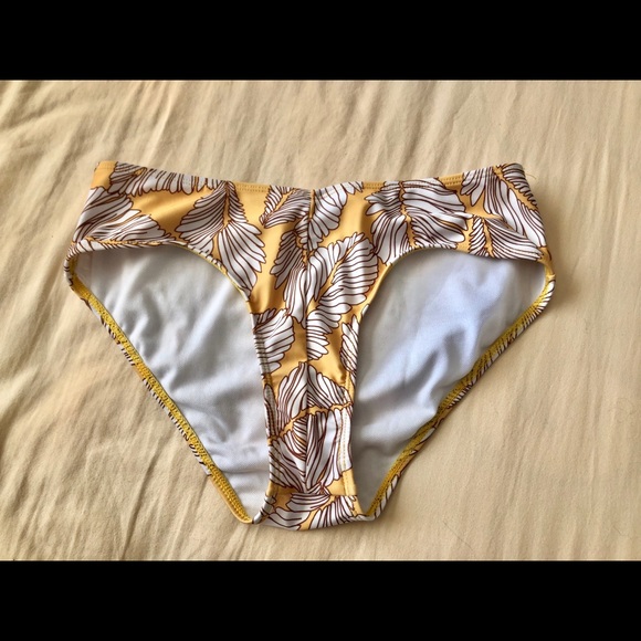 bikini set - Picture 3 of 4